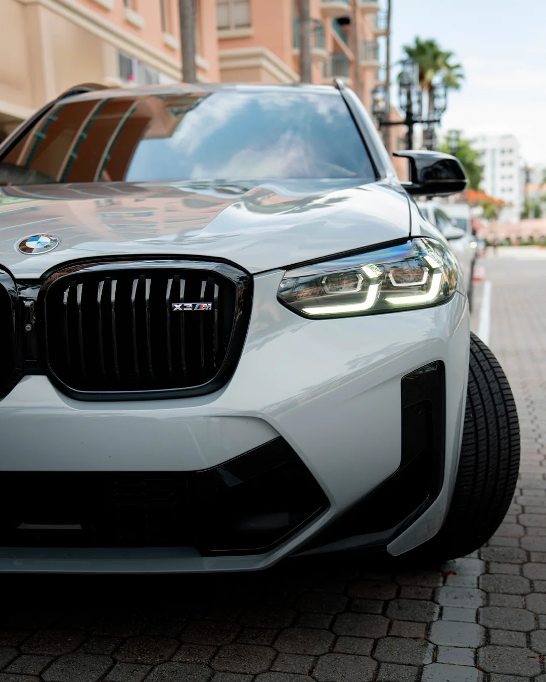 BMW X3 M grille and headlight fit after refinishing, Boca Raton